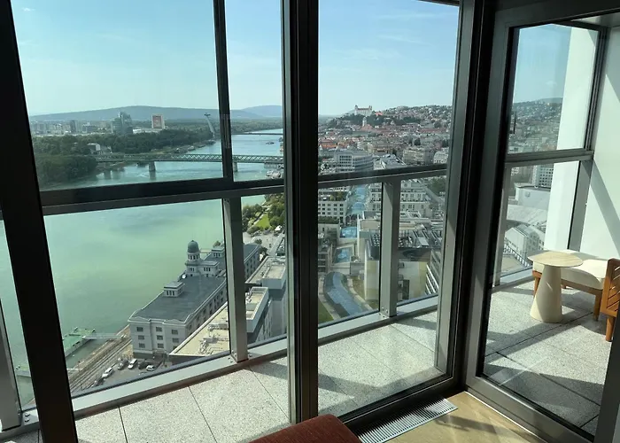 아파트 Skysuite 24 - Eurovea Tower